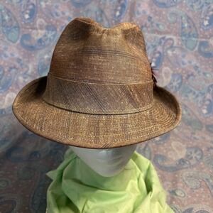 Vintage Brown Fedora Men's Size 7 With Feather Accent Please Read Description